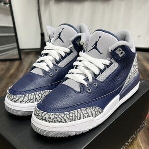 AIR JORDAN 3 RETRO "GEORGETOWN" (Size 6.5Y)